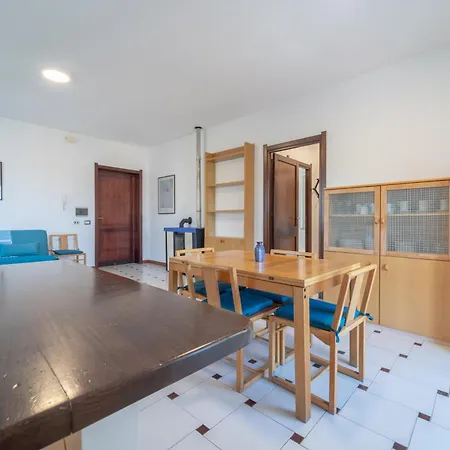 アパート Europa 73 アルゲーロ